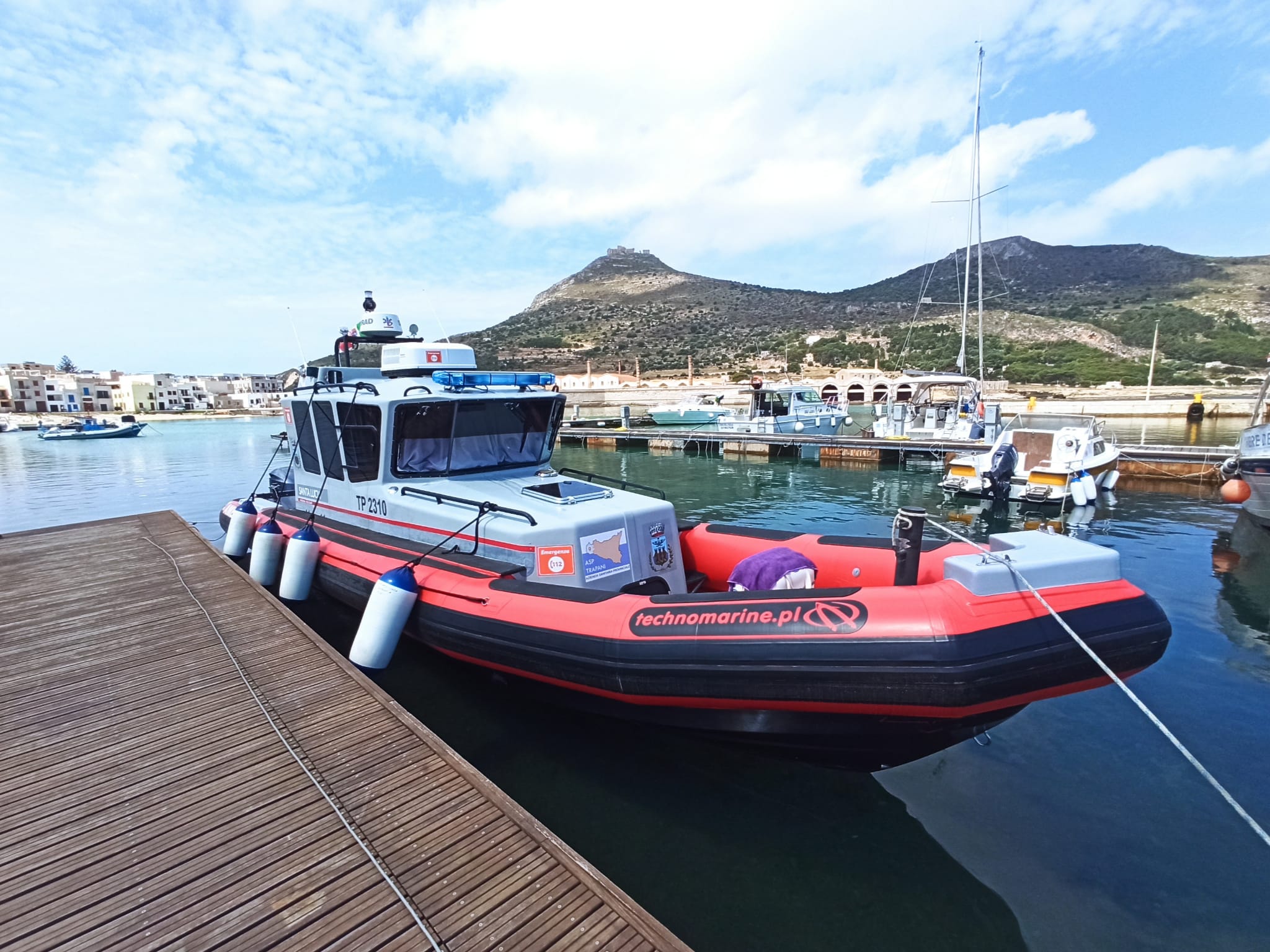 Operativa nelle Egadi l’idroambulanza, Forgione: “Servizio fondamentale per le emergenze”