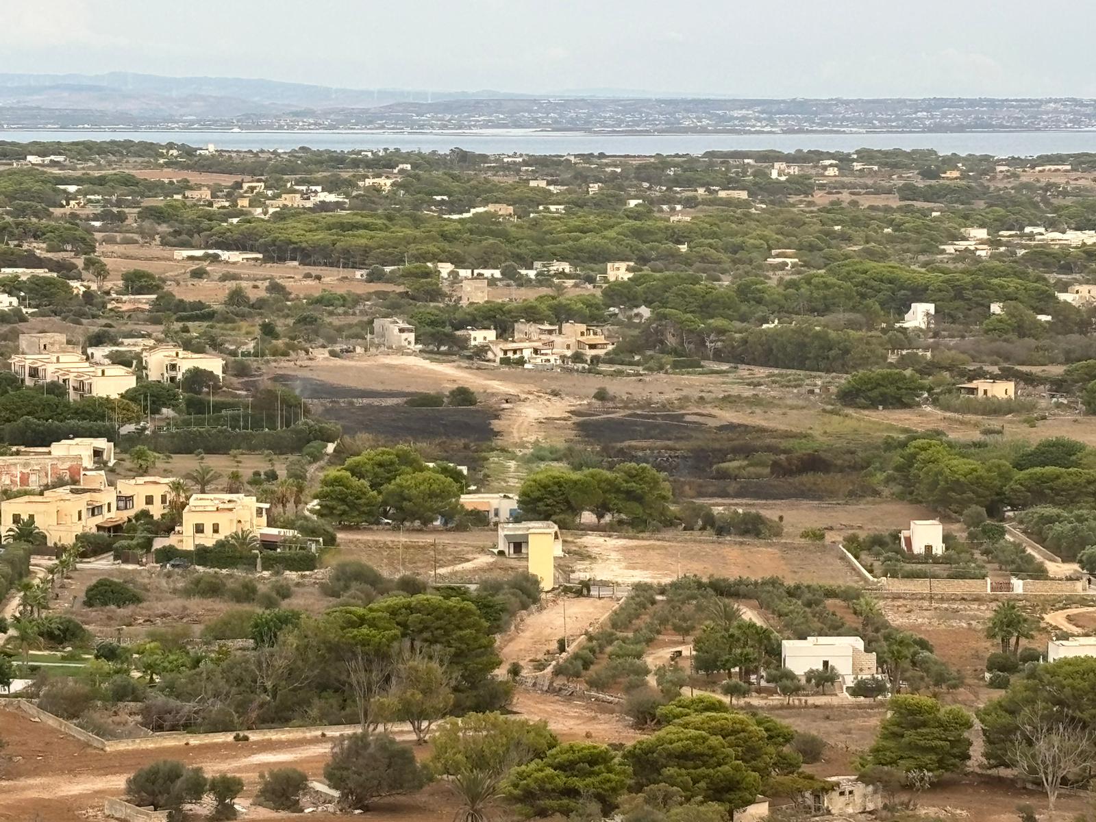 Incendio a Favignana, situazione sotto controllo e monitorata